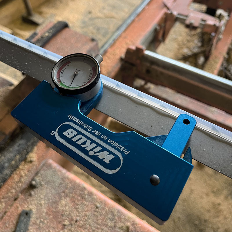 Bandspannungsmessgerät im Einsatz